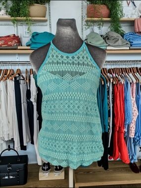 Maurices Women's Turquoise Lace Halter Pearl Button Sleeveless Tank Top M